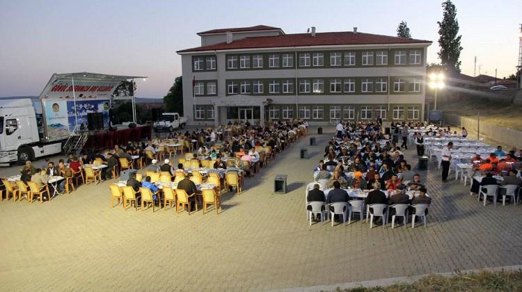 Yozgat Belediyesinin mahalle iftarları