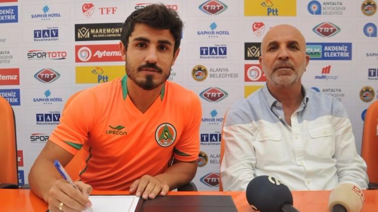  Alanyaspor, Erhan Kartal’ı renklerine bağladı