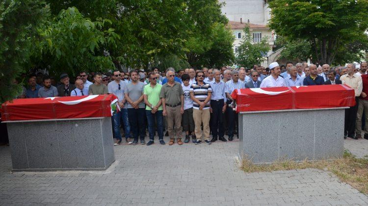 Ankara'daki iş yerlerinde zehirlenerek ölen kardeşler