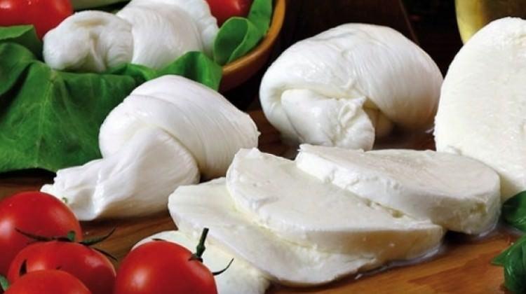 30 dakikada mozzarella yapımı