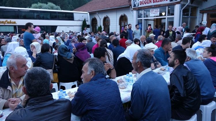 Azdavay Belediyesinden iftar