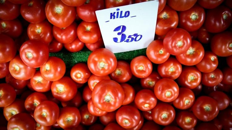 "Geçiş dönemi", domateste fiyatı 3 katına çıkardı