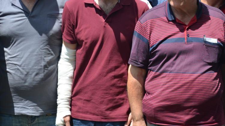 Bolu'da bariyerlere çarpan tırın yanması