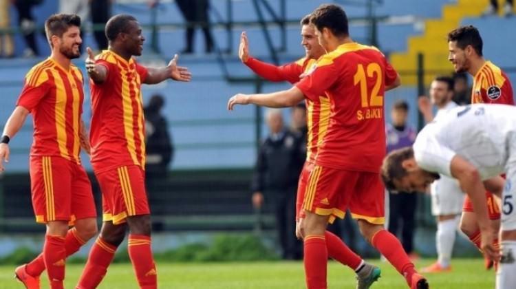 Kayserispor'dan İngiltere 5. Lig'e gitti!