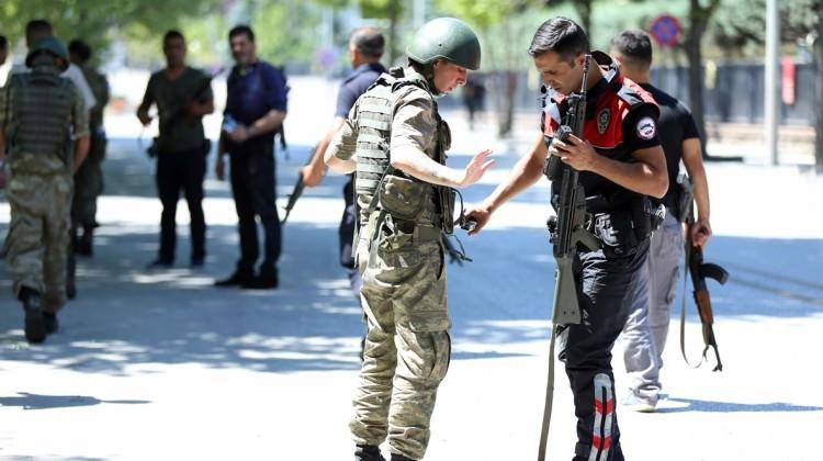 CIA'den darbe itirafı!