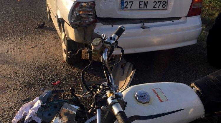 Şanlıurfa'da motosiklet otomobile çarpıştı: 1 yaralı
