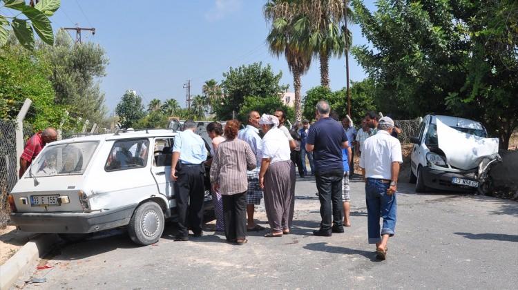 Mersin'de trafik kazası: 1 ölü, 3 yaralı