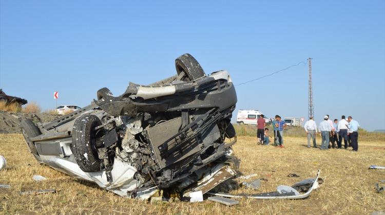 Ağrı'da trafik kazası: 1 ölü, 1  yaralı