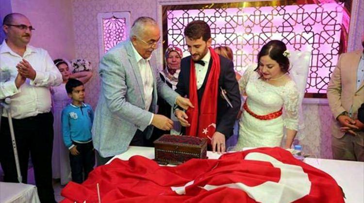 Tokatlı demokrasi gazisi Ulu evlendi