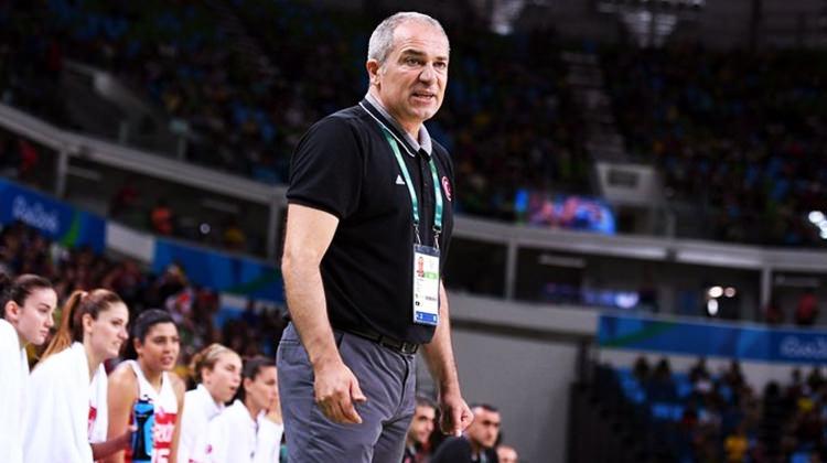 Galatasaray Ekrem Memnun'la sözleşme yeniledi!