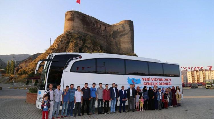 Oltulu gençler Çanakkale ve İstanbul'a gitti