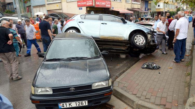 Karamürsel'de trafik kazası: 1 yaralı