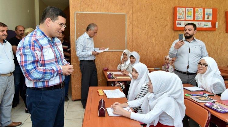 Kepez'deki yaz okulu kurslarına bin öğrenci katıldı