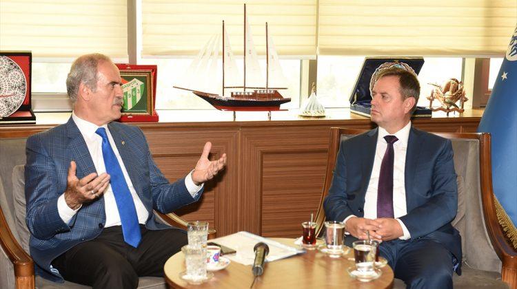 Kosova'dan Bursa Büyükşehir Belediye Başkanı Altepe'ye ziyaret