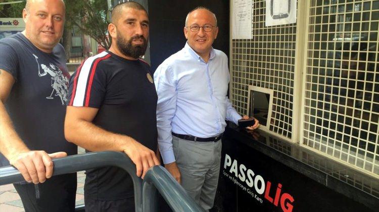 Milletvekili Çakırözer'den Eskişehirspor'a destek çağrısı