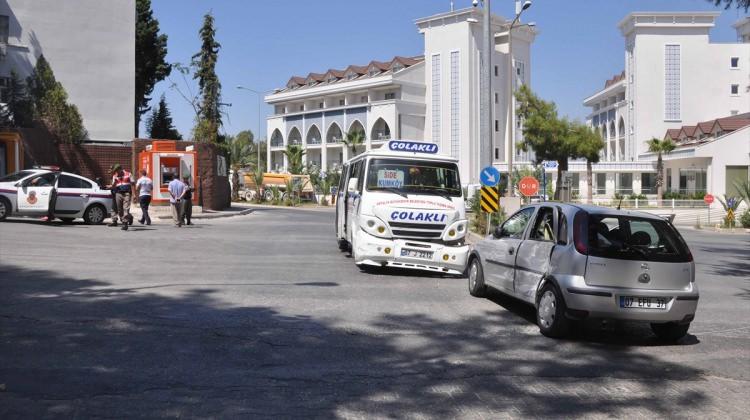 Manavgat'ta trafik kazası: 5 yaralı