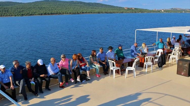 Ayvalık'ın, Martı Koyu turistleri büyülüyor