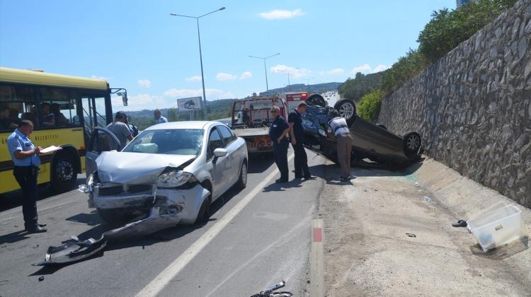 Bursa'da trafik kazası: 4 yaralı
