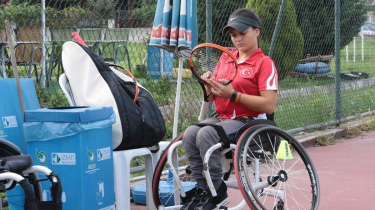 Kortların engelli yıldızı Rio'da kürsüyü hedefliyor