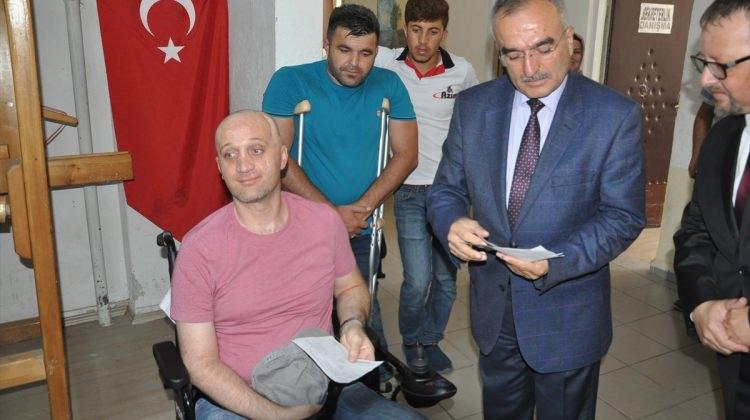 Kastamonu'da engellilere tekerlekli sandalye hediye edildi
