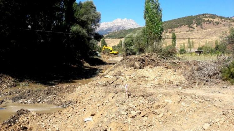 Seydişehir'de dere ıslah çalışmaları