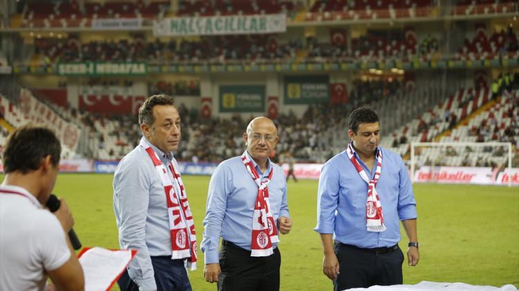 Antalya Stadı Antalyaspor'a devredildi