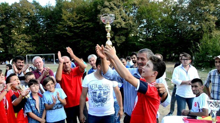 Zonguldak'ta şehitler için futbol turnuvası