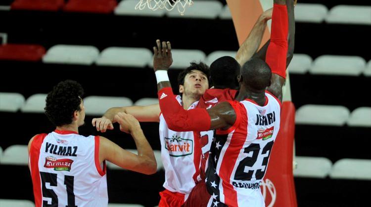 Basketbolda Federasyon Kupası maçları Antalya'da başladı