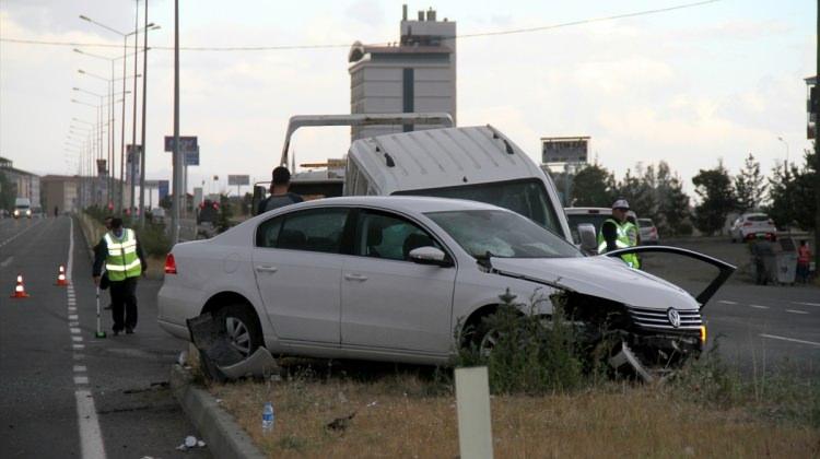 Ağrı'da trafik kazası: 7 yaralı