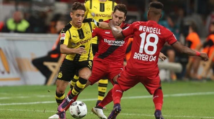 Hakan Çalhanoğlu, Emre Mor'u üzdü!