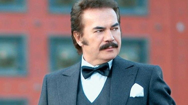 Orhan Gencebay Silahli Saldiriya Mi Ugradi Unlulerin Dunyasi Haberleri
