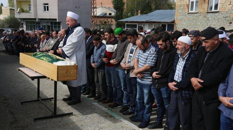 Hakan Çalhanoğlu'nun babaannesinin cenazesi, Bayburt'ta defnedildi
