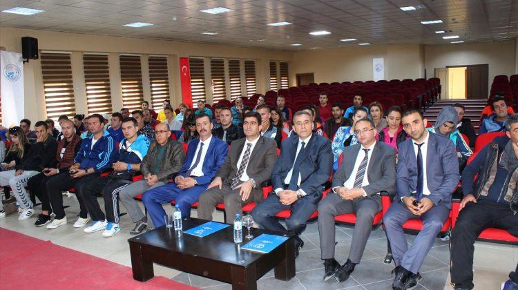Erciş'te okul sporları toplantısı yapıldı