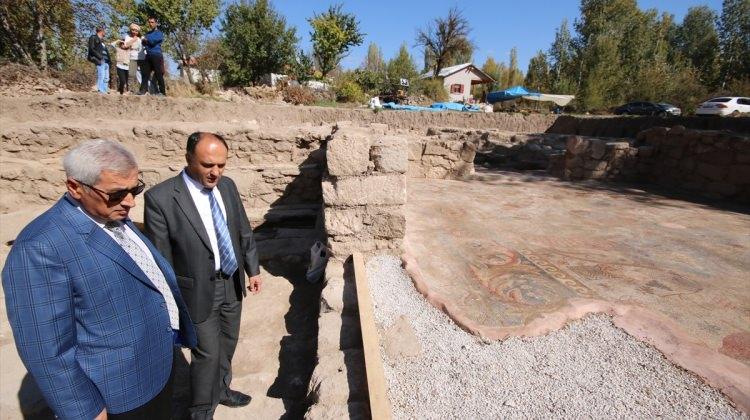 "Mozaik tarlası"nda bin 500 yıllık sikke bulundu