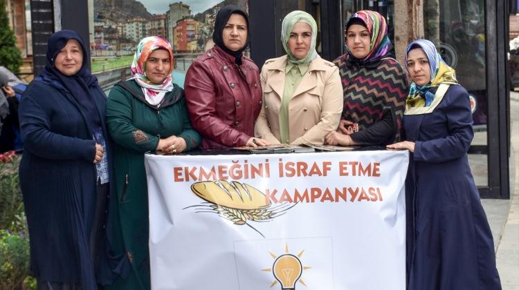 AK Partili kadınlardan ekmek israfına karşı kampanya