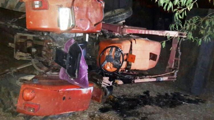 Eşme'de traktör devrildi: 1 ölü