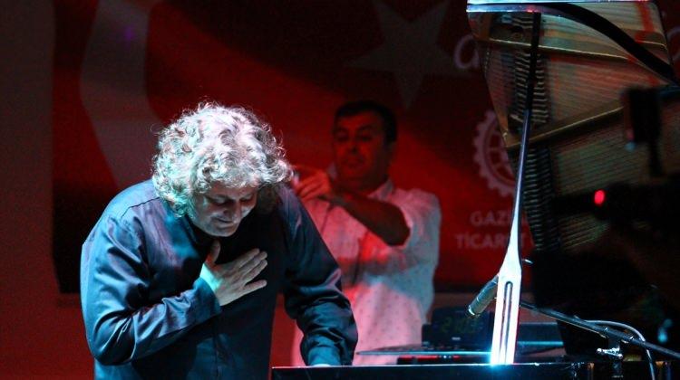 Piyanist Tuluyhan Uğurlu Gaziantep'te konser verdi