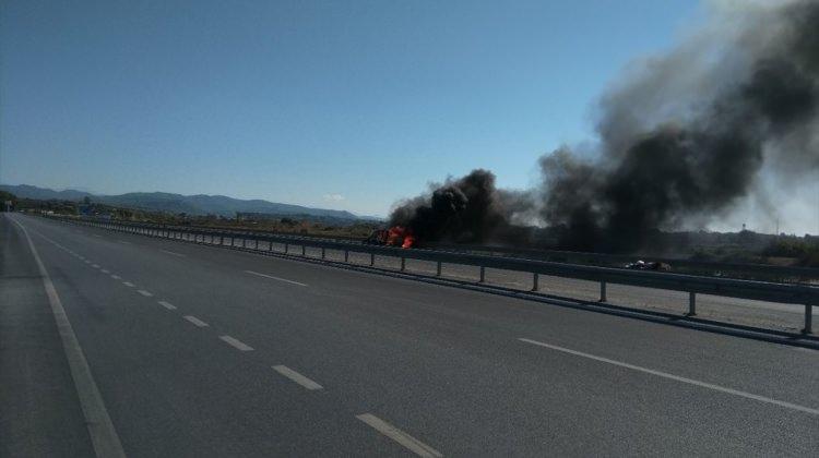 Manavgat'ta araç yangını