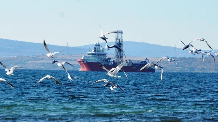 Lapseki'de 'emlakçı' patlaması