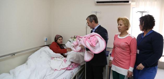 Başkan Tahmazoğlu'ndan hastane ziyareti