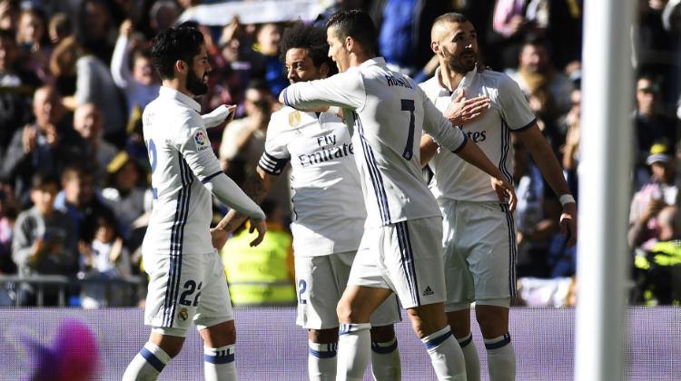 Real coştu! 2017'ye 5 gollü başlangıç