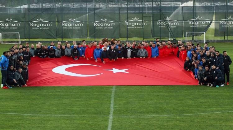 Teröre karşı net mesaj! Üç takım aynı sahada!