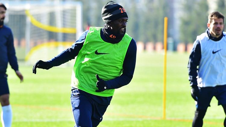 Avcı açıkladı! Adebayor G.Saray maçında...