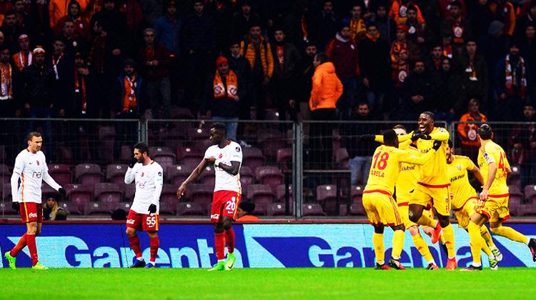 Galatasaray Arena'da yıkıldı!