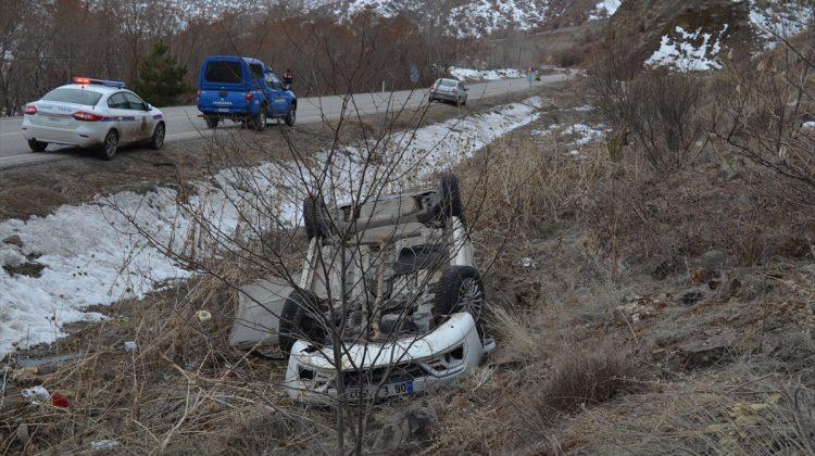 Çankırı'da otomobil devrildi: 4 yaralı