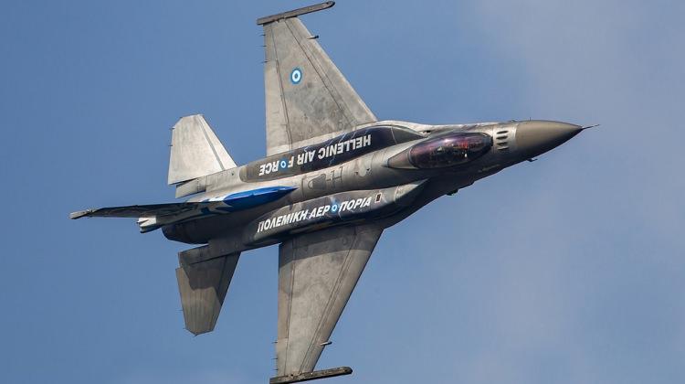 Yunanistan'ın 'jet' planı ülkeyi vurabilir