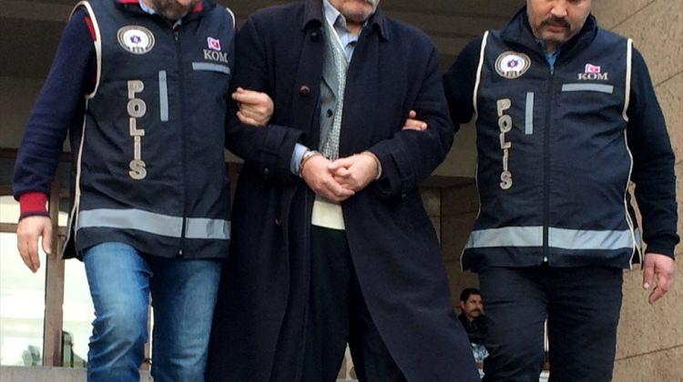 İzmir'de FETÖ şüphelisi tutuklandı
