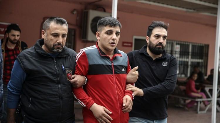 Adana'da tüfekle vurulan kişi yaşamını yitirdi