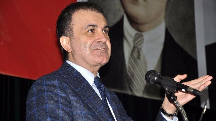 Bakan Çelik: Berlin duvarı inşa ediyorlar