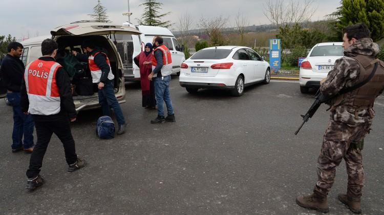 İstanbul'da operasyon! Giriş- çıkışlar tutuldu